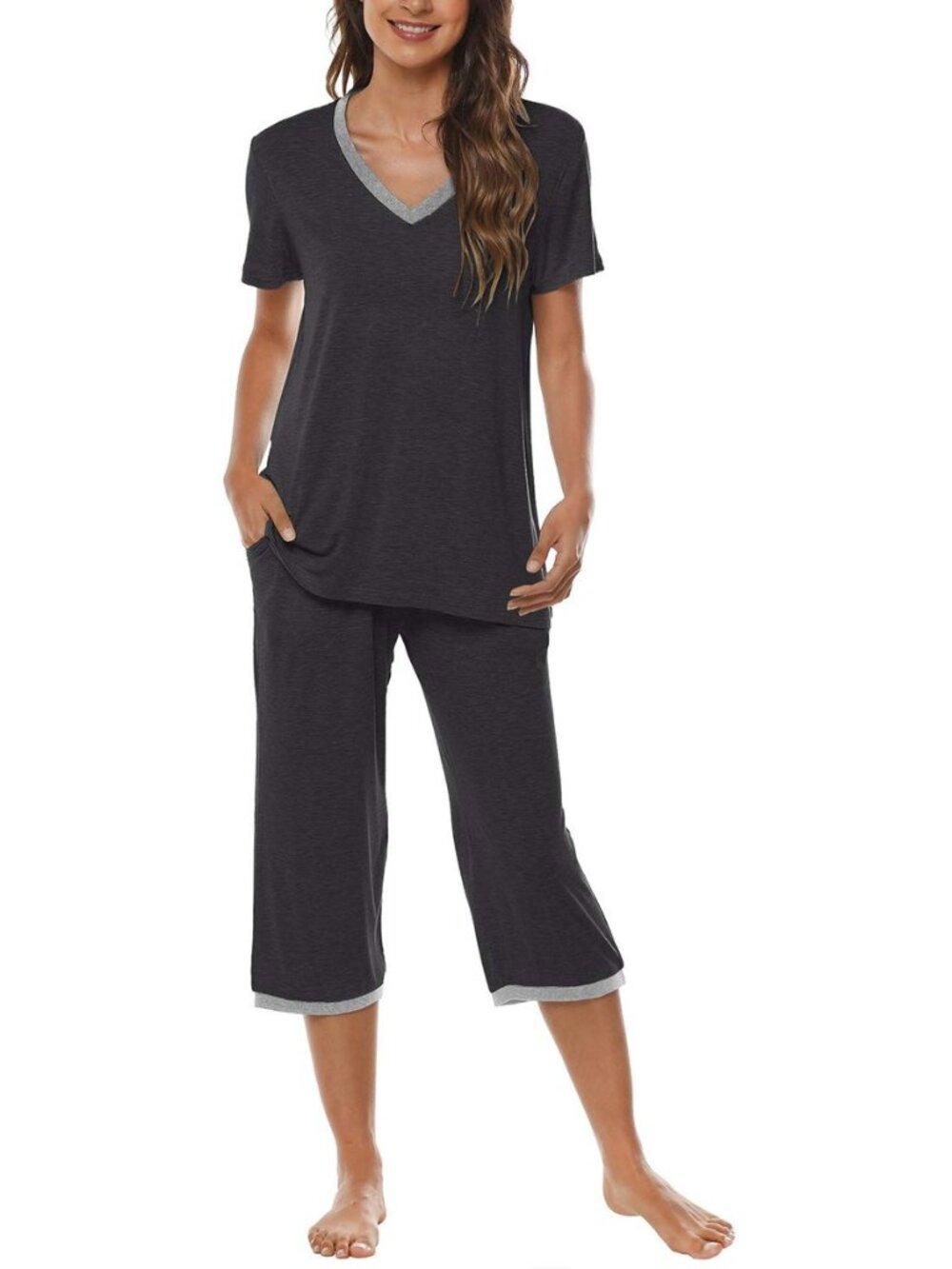 Women's Pajamas Set Short Sleeve Top and Capri Pants Lightweight Sleepwear Comfy